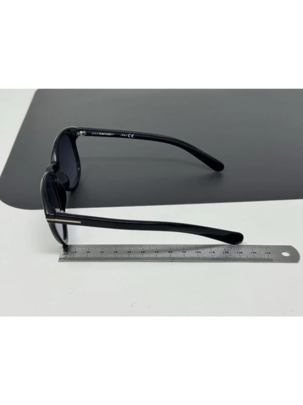 Tom Ford Riley TF 298 / FT0298 51mm Black Sunglasses Scratches On Lenses